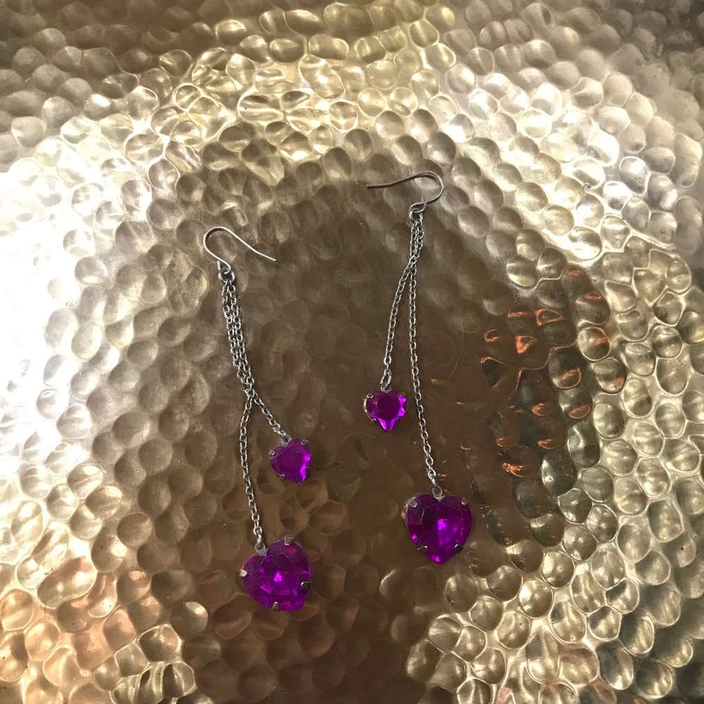 Magenta heart jewel earrings